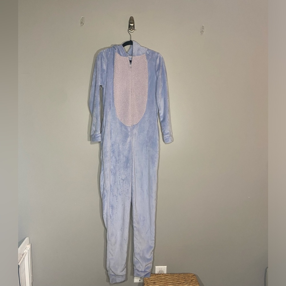 SOLD 💕Disney S 4/6 Eeyore One Piece
Sleepwear Pajama Hoodie
Eyore face - Picture 2 of 8